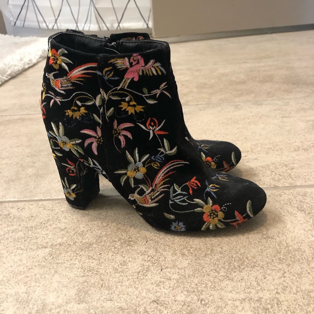 Embroidered Black Booties